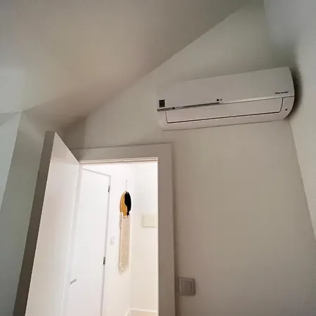 Homestay Luxury Apartment In Porto, Perfect Location!